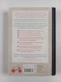The Thrift Book : Live Well and Spend Less