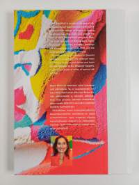 Elise&#039;s world : an anachronistic art book in 7 acts (numeroitu, kotelossa)