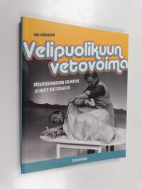 Velipuolikuun vetovoima : pääsiäishanukkaan valmistus ja muita sketsiohjeita