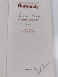 Guide to the wines of Burgundy (signeerattu)