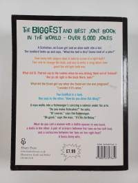 Man Walks Into a Bar - The Ultimate Collection of Jokes and One-liners