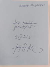 Johtamisen pelikirja - Voitettavat pelit = &quot;Must win plays&quot; (signeerattu, tekijän omiste)