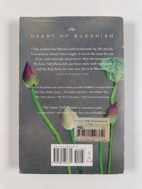 The Lotus Still Blooms : Sacred Buddhist Teachings for the Western Mind
