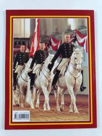 The Lipizzan Horse - A Guide to Vienna&#039;s Spanish Riding School and Lipizzaner Museum