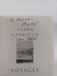 Voyager : A Novel (signeerattu, tekijän omiste)