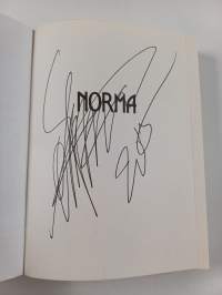 Norma (signeerattu)