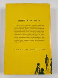 Ihmisiä valossa