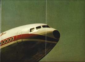 Iso lentokonejuliste 60x90 cm taitettu kirjekokoon / Swissair DC-10-30
