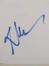 One-liners of memory (signeerattu)