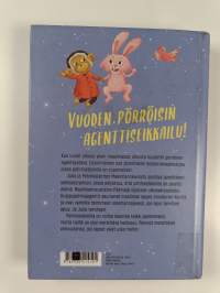 Julia ja pehmoeläinten maailmanneuvosto
