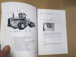 Komatsu WA500-1 Pyöräkuormaaja sarjanumerosta10001 ja siitä ylöspäin -käyttöohjekirja / huolto-ohjekirja