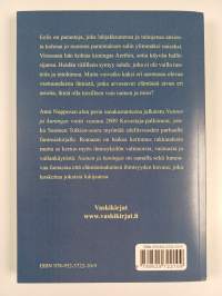 Nainen ja kuningas : Muisto lämpimästä maasta