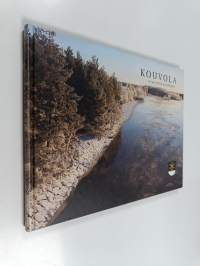 Kouvola : Kymijoen kaupunki = Kouvola : staden vid Kymi älv = Kouvola : the city by Kymi River = Kouvola : die Stadt an dem Fluss Kymijoki = Kouvola : gorod na re...