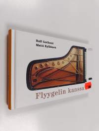 Flyygelin kanssa