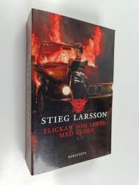 Flickan som lekte med elden