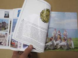 Neuvostoliiton Itämeren tasavallat - Intourist -matkailuesite / travel brochure
