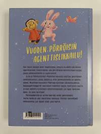 Julia ja pehmoeläinten maailmanneuvosto