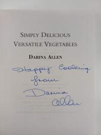 Simply Delicious Versatile Vegetables (tekijän omiste, signeerattu)