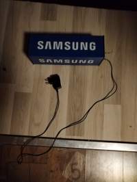 Samsung valomainos  koko 36,5 x 11,5 x 12