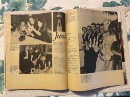 Me Naiset 1974 nro 14 ilmestynyt 5.4.1974, lapsi harrastaa: Mölli Keinonen ja Jussi, Sauna Roadin viimeiset suomalaiset, Kotkan Carmen - Irmeli Mäkelä, Jussi patsas