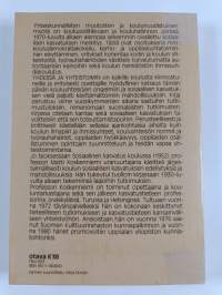 Yhdessä ja yhteistoimin : koulu ja sosiaalisuuteen kasvaminen
