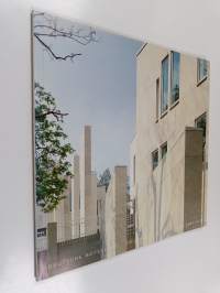 Deutsche Botschaft Helsinki : Kanzlei und Residenz : Architekt Juha Leiviskä = Saksan suurlähetystö Helsinki : kanslia ja residenssi : arkkitehti Juha Leiviskä