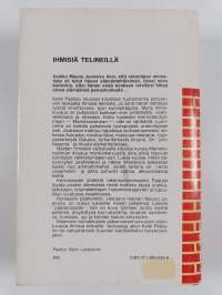 Ihmisiä telineillä (signeerattu, tekijän omiste)