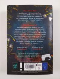 The Stargazers - The Utterly Engaging Story of a House, a Family, and the Hidden Secrets That Change Lives Forever