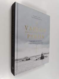 Vaellus pyhiin : ristisaattoja idän ja lännen rajalla = Sacred journeys : Orthodox processions in Eastern Finland