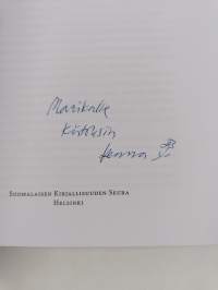Toimittajan läsnäolo sanomalehtitekstissä : näkökulmia suomen kielen dialogisiin passiivilauseisiin (signeerattu, tekijän omiste)