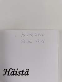 Häistä läksijäisiin : karjalaistytön tarina (signeerattu)