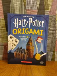 Harry Potter Origami : 15 Paper-Folding Projects Straight from the Wizarding World!
