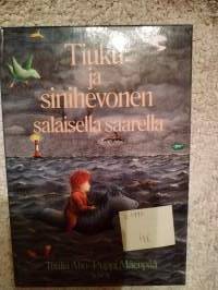 Tiuku ja sinihevonen salaisella saarella