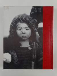 Hiroshima-Nagasaki : a pictorial record of the atomic destruction