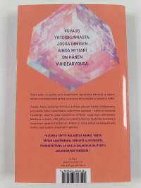 Pimeä kaiku