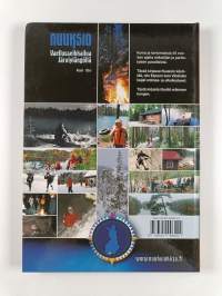 Nuuksio : vaellusseikkailua järviylängöllä