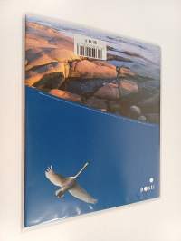 Suomen postimerkit ja postimerkkivihkot 2002