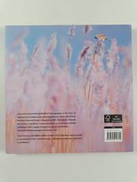 Maailman parhaat luontokuvat : 24. vuosikerta = Wildlife photographer of the year