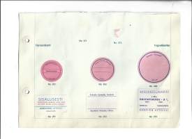 Apteekkietikettejä alustalla yht  24 kpl