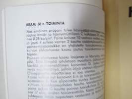 Clark - Clarklift C-30, 40, 50 (CY-30, 40, 50) huoltokirja, käyttöohjeita, huoltokirja Beam-nestekaasumoottoreille, pari myyntiesitettä -koko kansio