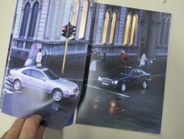 The Mercedes-Benz CLK Coupés (04/98) -myyntiesite / brochure