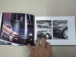 Mercedes-Benz AMG. Herzklophen. (05/00) -myyntiesite / kovakantinen kirja
