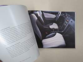 Mercedes-Benz AMG. To make your pulse race (02/01) -myyntiesite / kovakantinen kirja