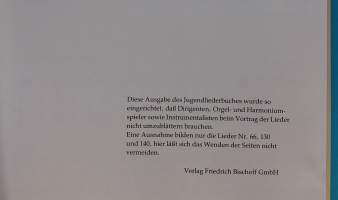 Jugendliederbuch - Ausgabe für Dirigenten, Orgel- und Harmoniumspieler.  (Musiikki, nuotit sanoituksineen, uskonnollinen musiikki, urkumusiikki)