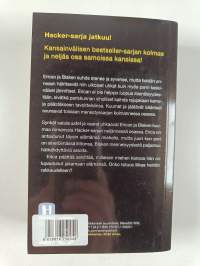 Hänen vallassaan ; Hänen lähellään