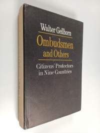 Ombudsmen and others : citizens&#039; protectors in nine countries (signeerattu, tekijän omiste)