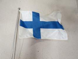 Suomen lippu -standaari / pöytälippu / pöytäviiri, sisältää jalan ja tangon