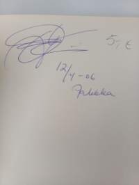Kenen lapsi (signeerattu, tekijän omiste)