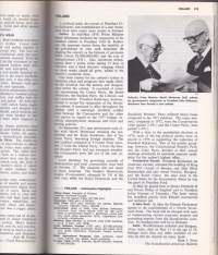 Grolier - Encyclopedia Year Book 1968-1977. 10 vuosikertaa. Vuosien 1967-1976 tapahtumat USA:ssa ja muualla maailmassa.