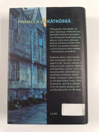 Pinnalla ja kätkössä